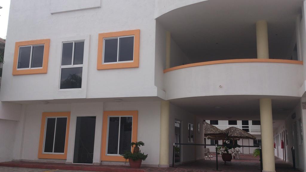Hotel Albatros Palace Manzanillo Exterior photo